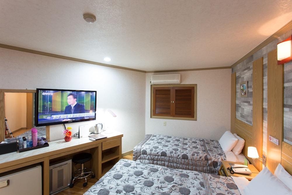 Kaya Tourist Hotel Сеул Экстерьер фото