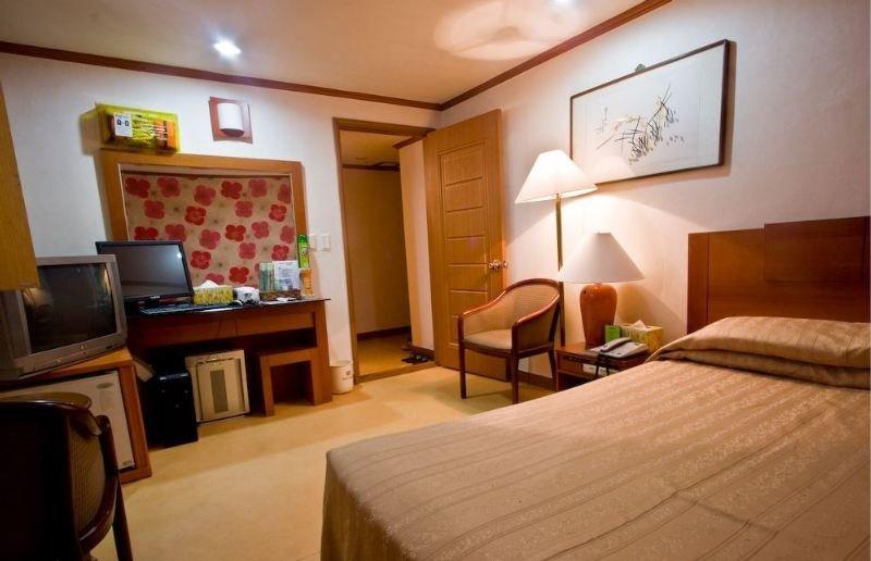 Kaya Tourist Hotel Сеул Экстерьер фото